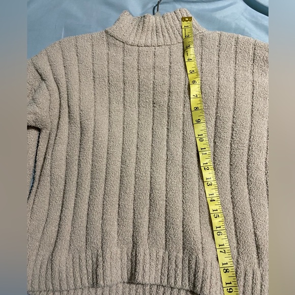 🔥🔥Pink Rose Preppy Creamy Brown Cropped 90’s Soft Turtle Neck Sweater - Picture 2 of 6